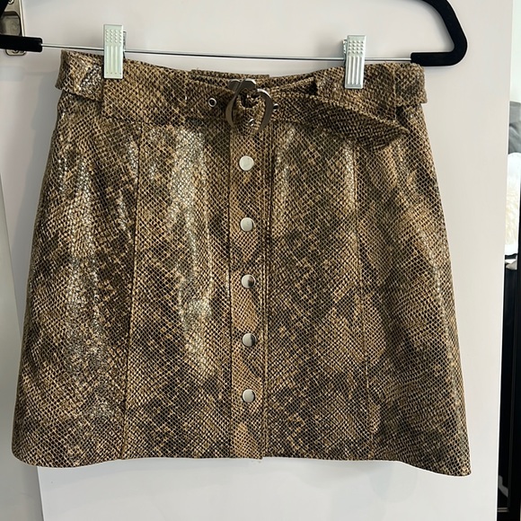 Zara faux snake skin skirt - Picture 2 of 3